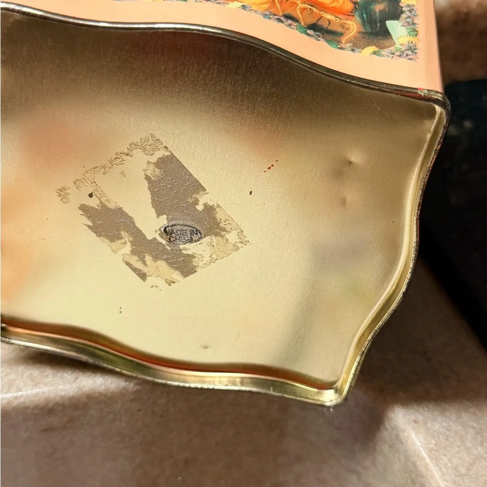 Vintage Decorative Peach  Pink Metal Canister with Cherub Panel‎ Victorian